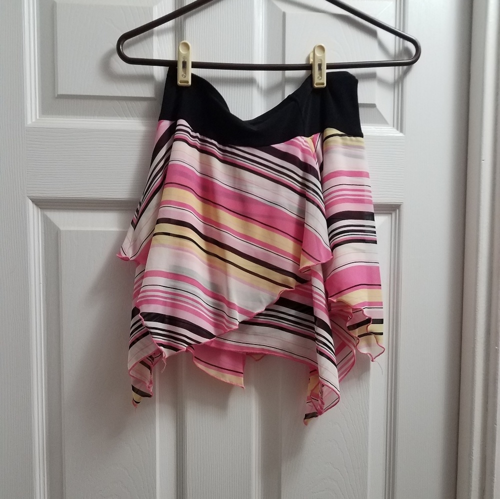 Mini ruffled skirt